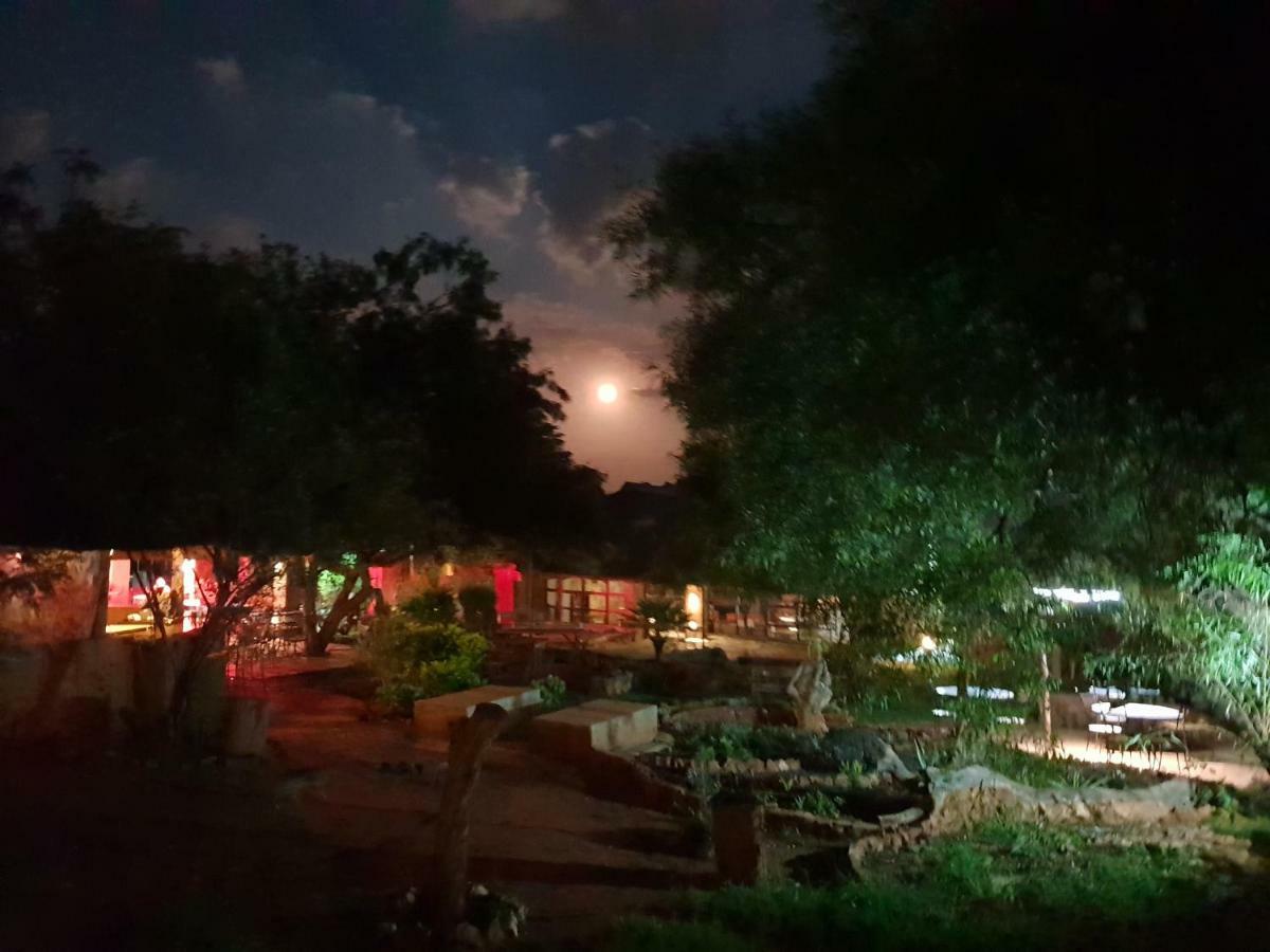 The Farm Apartment Hartbeespoort Bagian luar foto